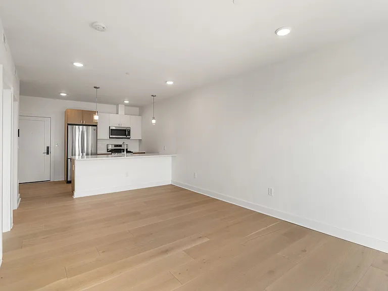 The Bennington in Eastie — Photo 22