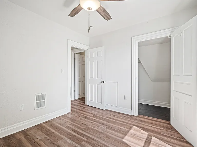 7324 Schley Ave — Photo 31