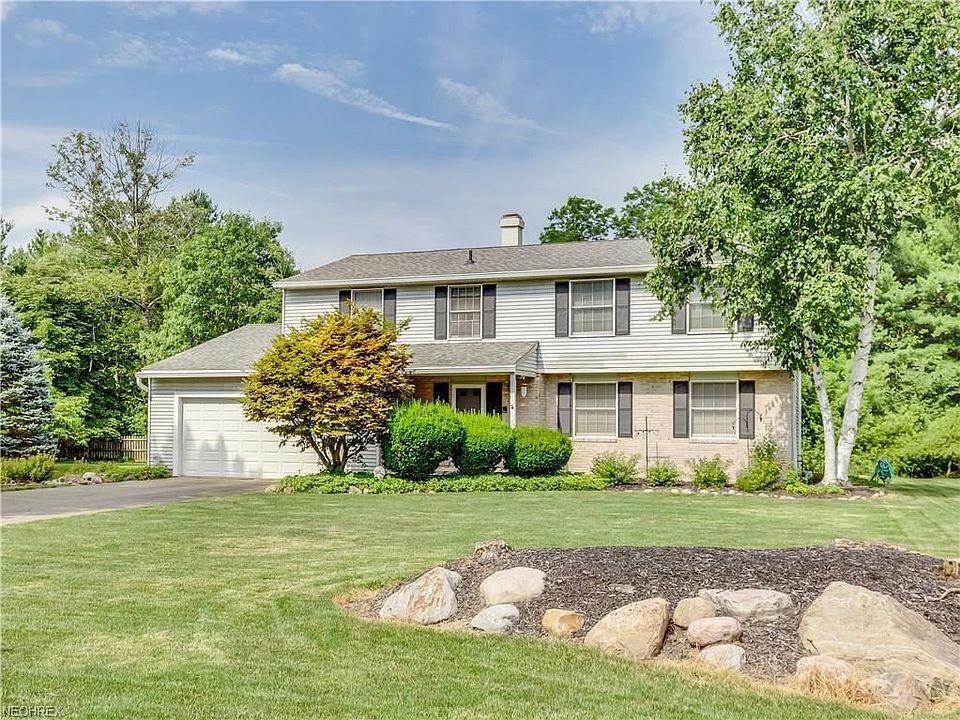 1st image of 8822 Crow Dr