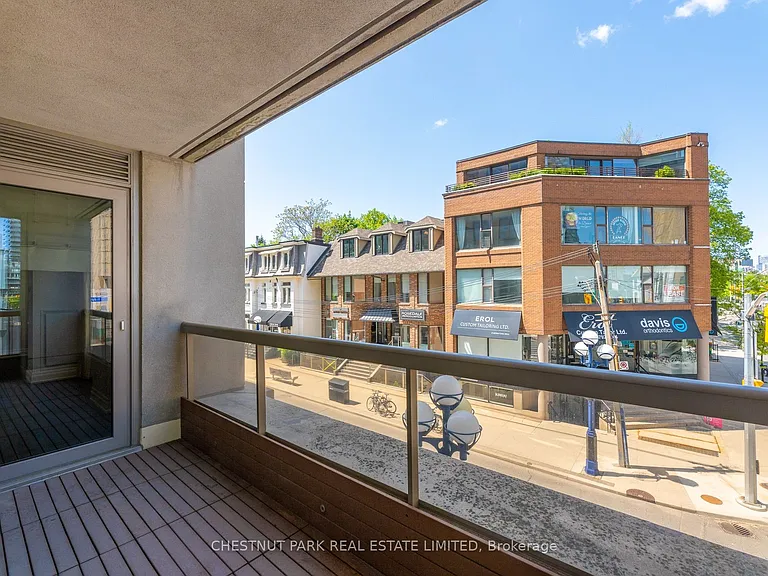 68 Yorkville Ave #202 — Photo 27