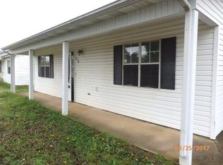 614 Meadow Ln, Paragould, AR 72450