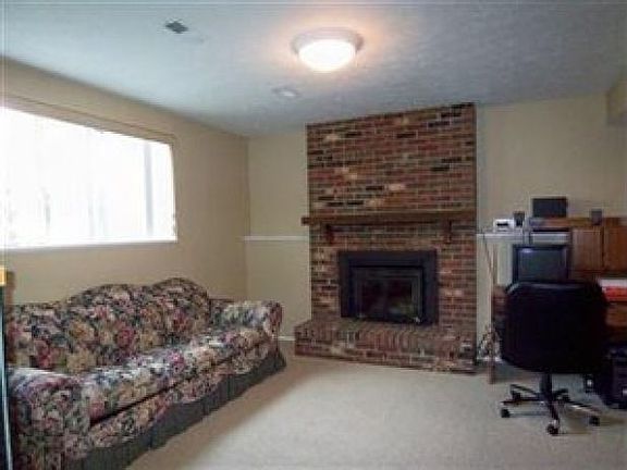 5th image of 545 Pepperwood Dr