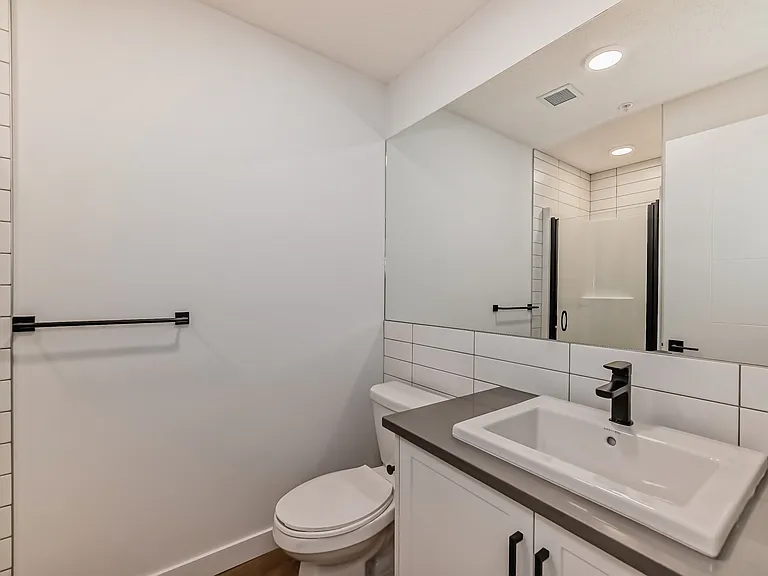 350 Livingston Cmn NE #3413 — Photo 21