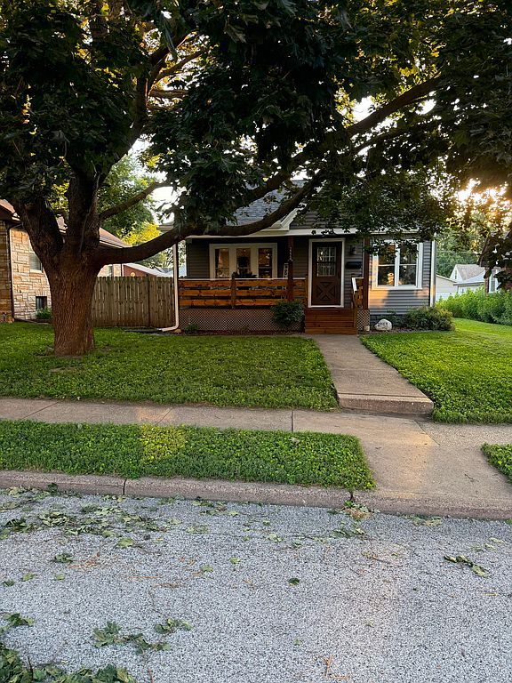 2224 Davie St - Property Image