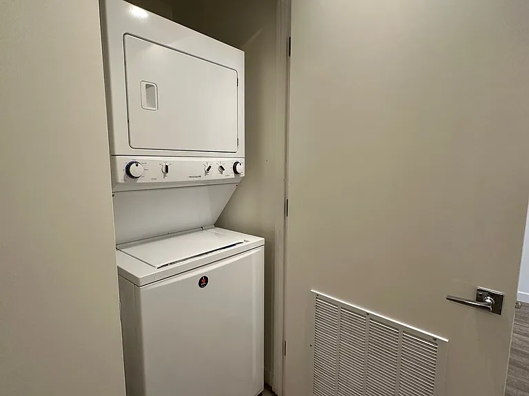 5327 Hermitage Ave — Photo 17