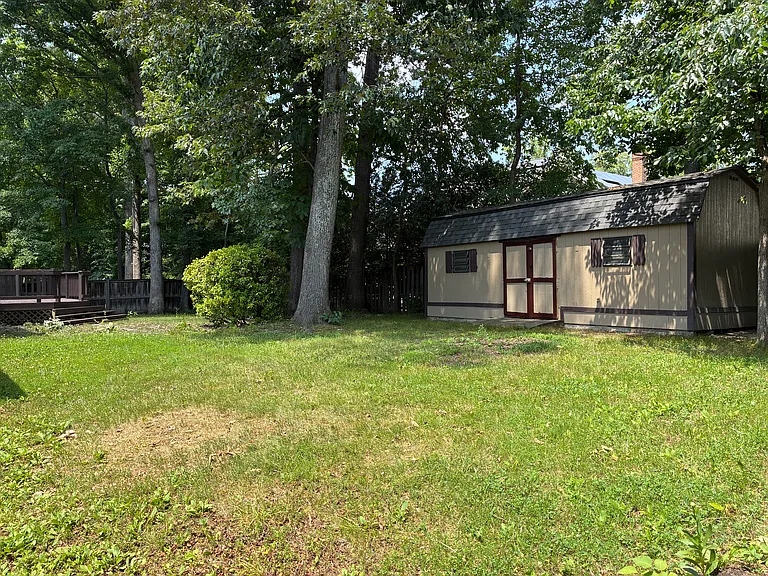 6333 Falling Brook Dr — Photo 24