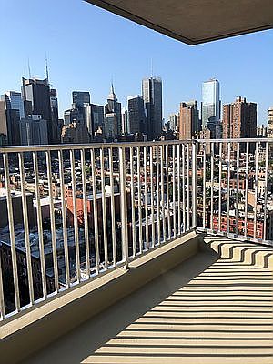 3rd image of 747 10th Ave APT 28D