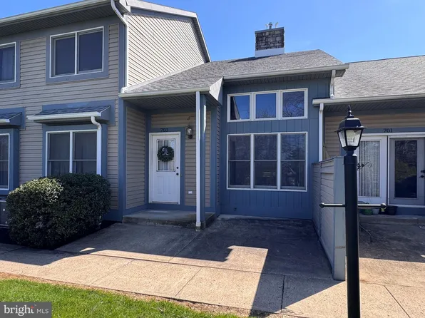 703 Tussey Ln, State College, PA 16801