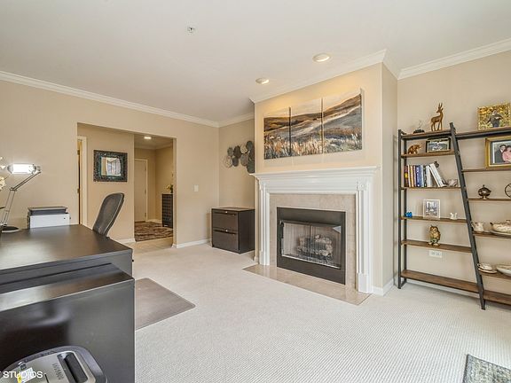 5th image of 820 Weidner Rd APT 210