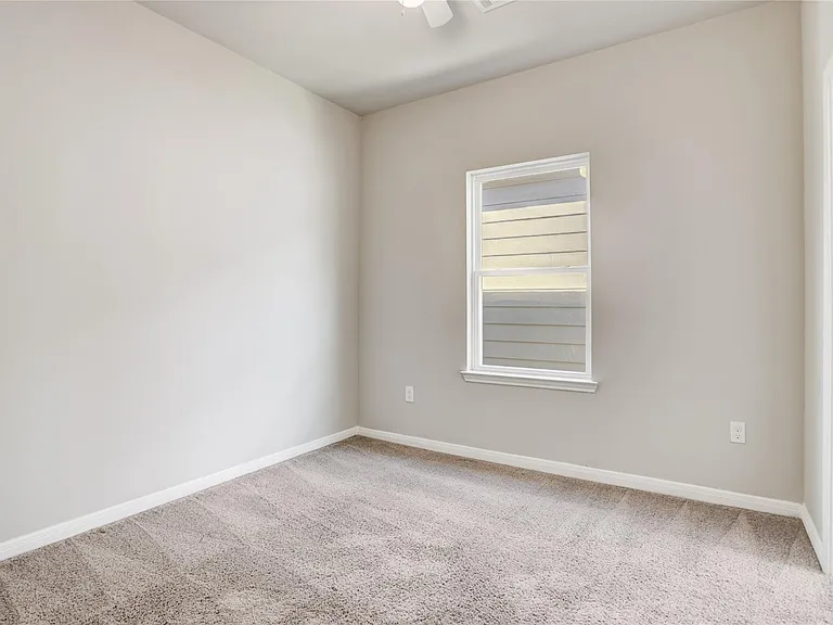 1045 Marcolin St #B — Photo 12