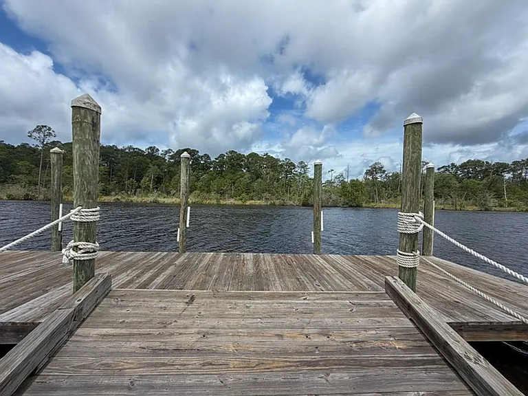 593 Riverwalk Cir — Photo 31