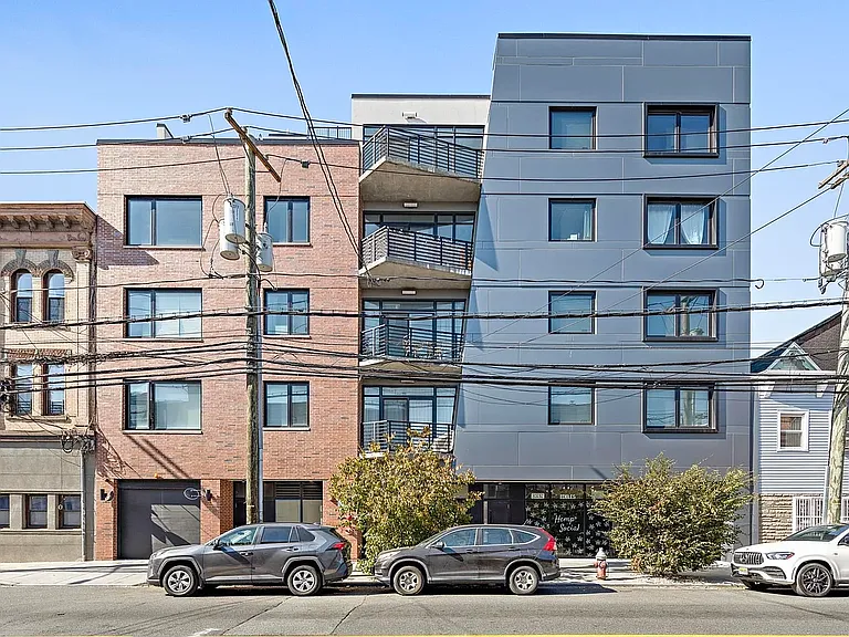 391 Palisade Ave #501 — Photo 20