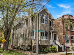 3800 N Paulina St, Chicago, IL 60613