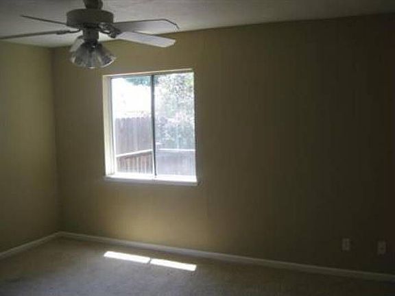 2nd image of 2624 N Marine Ave