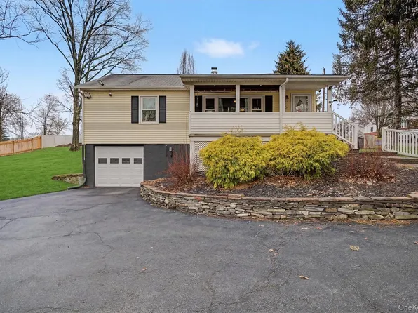 13 Kobelt Drive, Wallkill, NY 12589