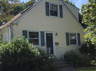 36 Bradford St, Warren, RI 02885