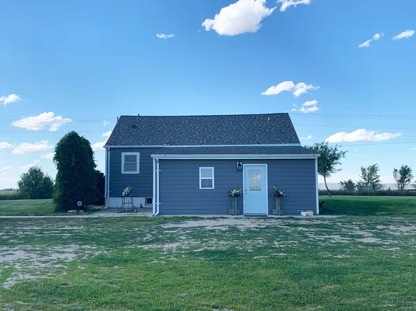 7681 Johnson Rd, Hemingford, NE 69348