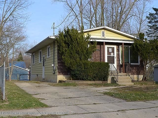 1st image of 823 Alger Ave