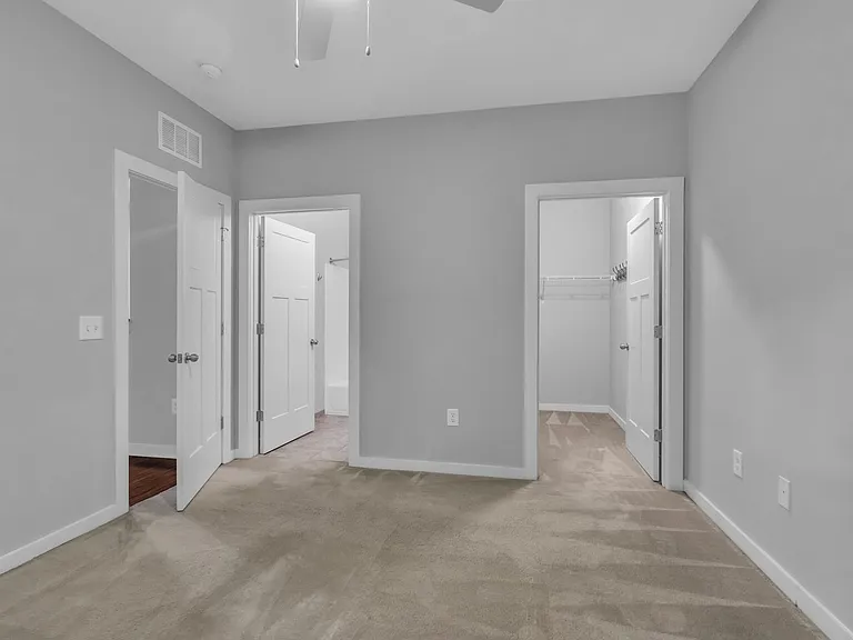 410 Rosedale Ave #105 — Photo 21