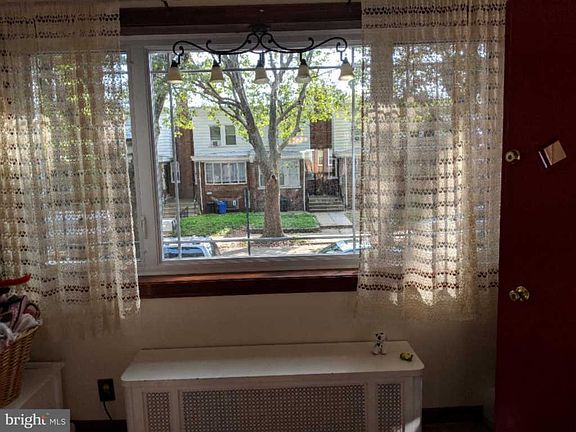5th image of 3335 Brighton St