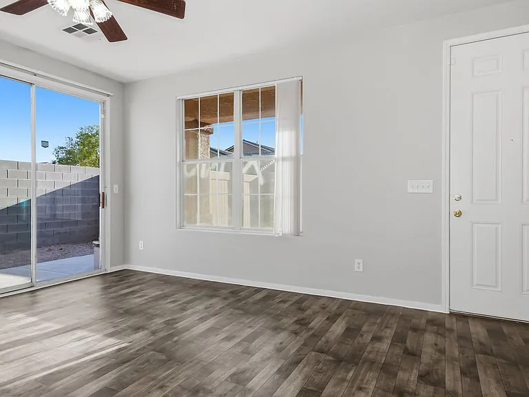 2529 Rainbow Cactus Ct — Photo 4