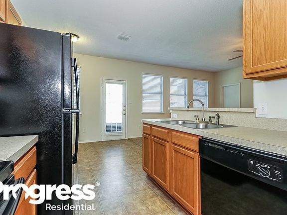 5th image of 6341 Bay Lake Dr