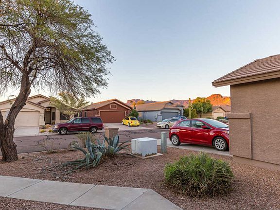 4th image of 8923 E Avenida Las Noches