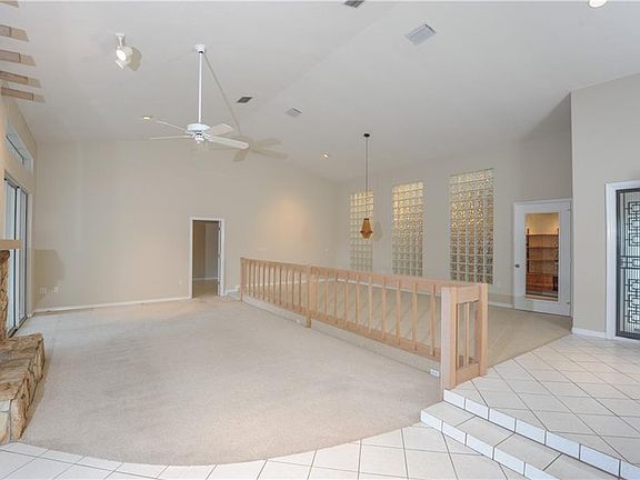 5th image of 8347 Cypress Hollow Dr
