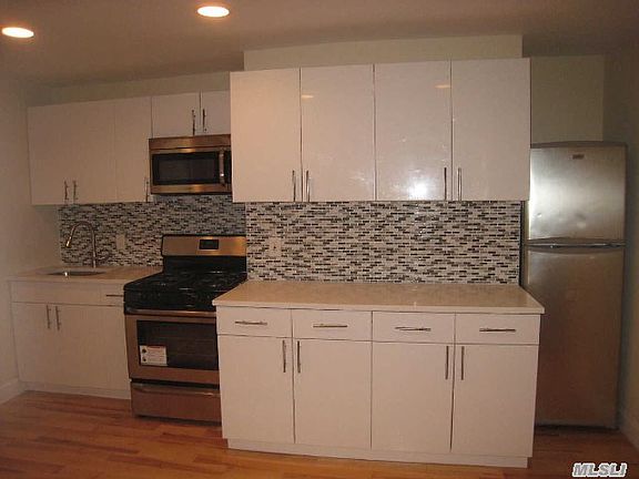 2nd image of 1418 114th St