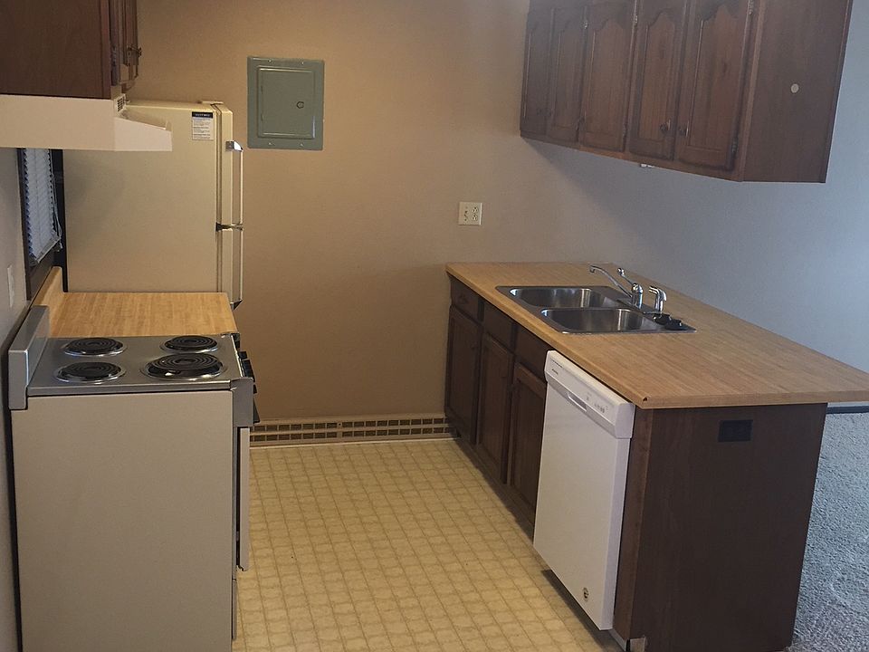 1st image of 1104 Pleasant St APT 10