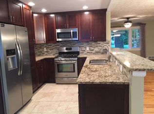 2702 Minerva Lake Rd, Columbus, OH 43231