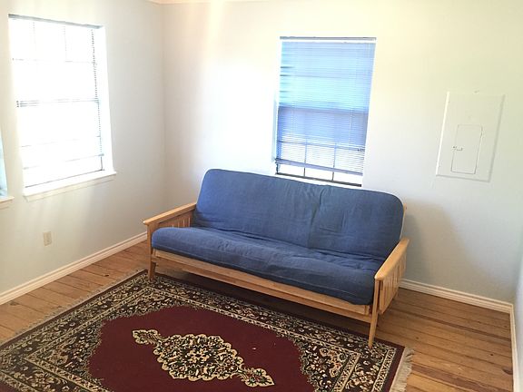 2nd image of 123 Nicole Ln