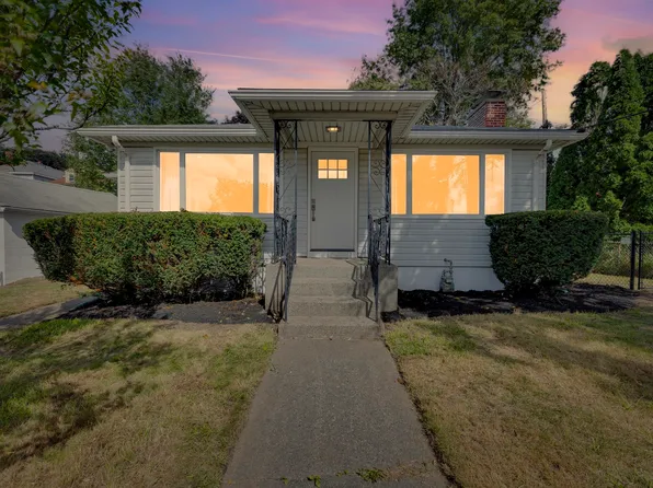 79 Chilmark St, Worcester, MA 01604
