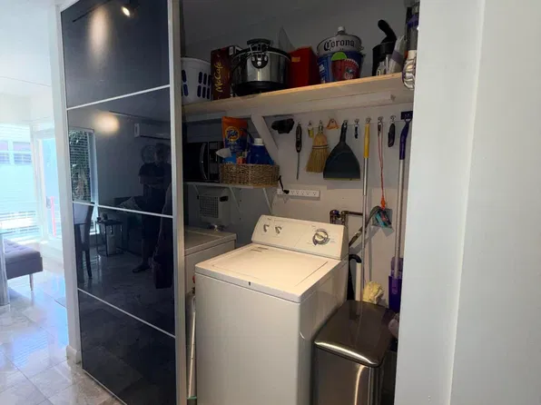 2825 NE 33rd Avenue #208, Fort Lauderdale, FL 33308