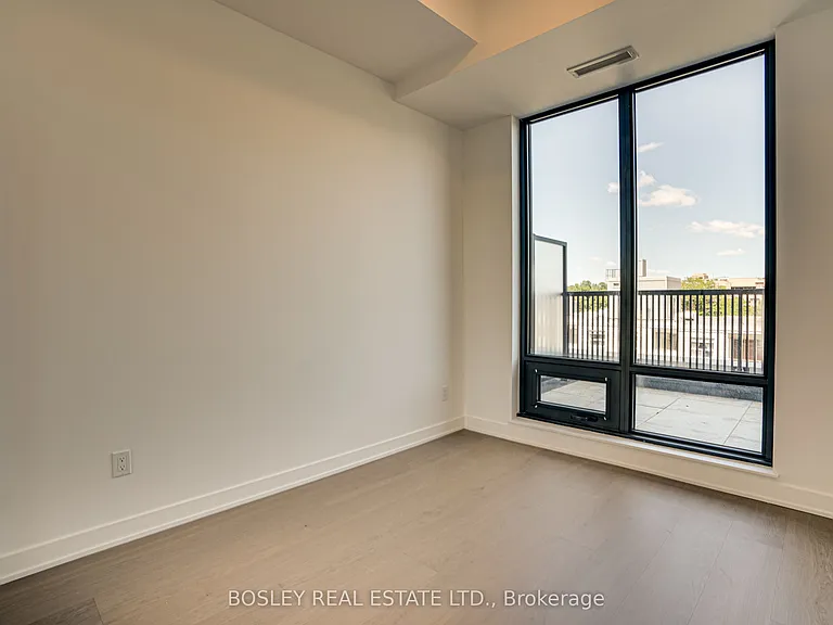 91 Montclair Ave #812 — Photo 19