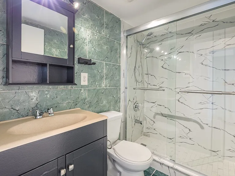 1350 York Mills Rd #1802 — Photo 16