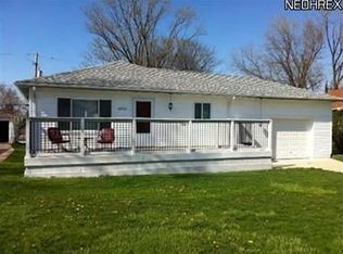 10702 Snow Rd, Parma, OH 44130