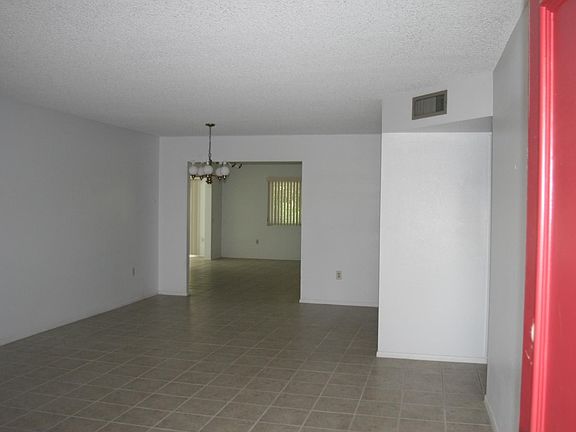 3rd image of 12214 N Mission Dr