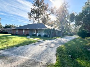 921 Jane Dr, Denham Springs, LA 70726