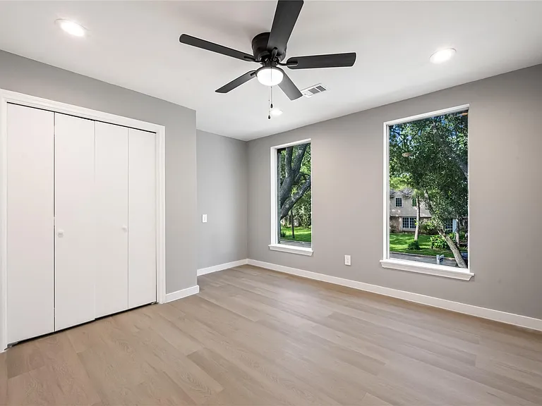 14015 Cleobrook Dr — Photo 26