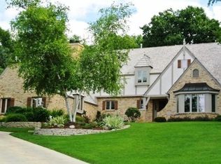 19650 Birmingham Ct, Brookfield, WI 53045