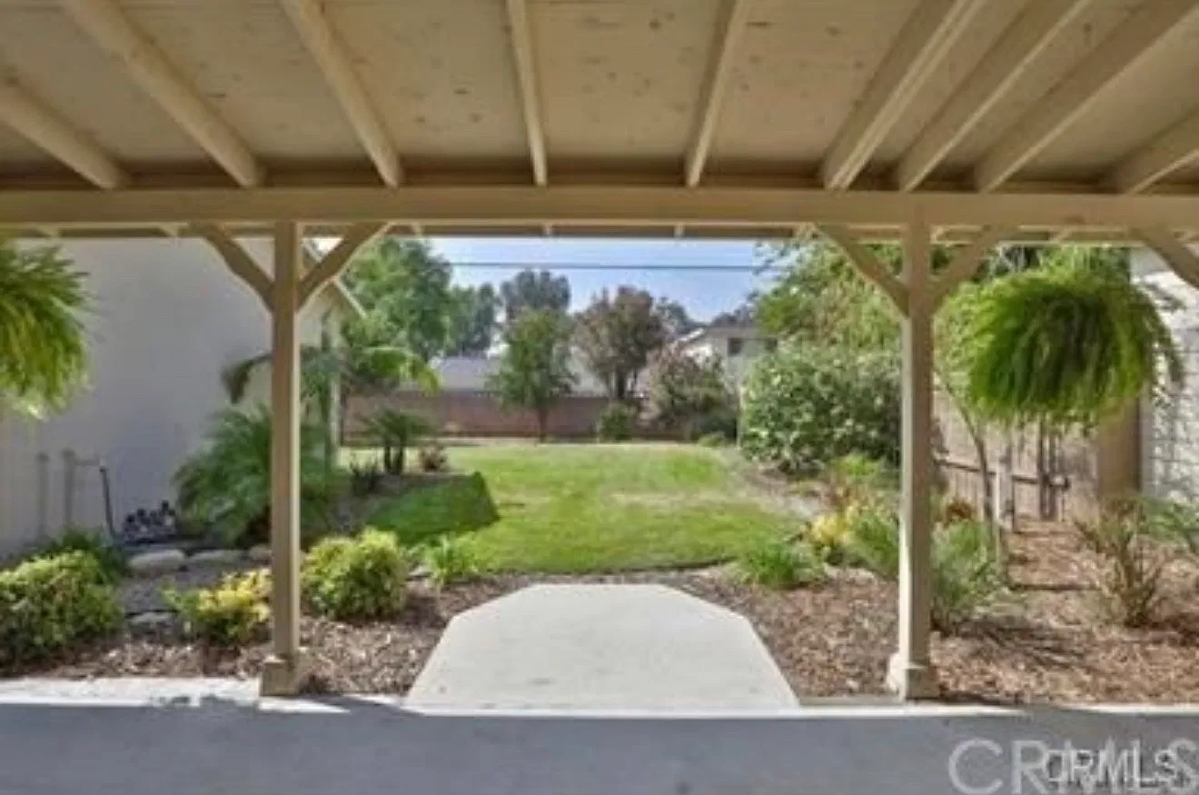 3 bed, 1.5 bath, 1340 sqft, $3,300 — Photo 4