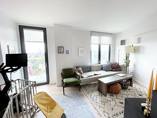 Rented by Cyberapts Management | media 25