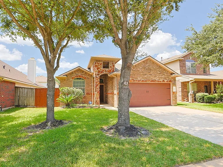 7042 Windy Run Ct — Photo 3