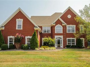 400 Seven Springs Dr, Mount Juliet, TN 37122