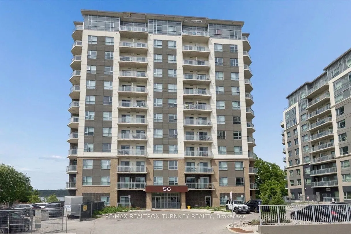 Lakevu Condos Phase 2 — Photo 1
