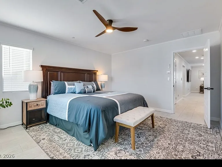 9493 Sky Pointe Dr — Photo 11