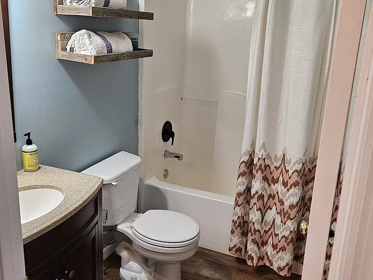 615 Arrowhead Ln — Photo 8