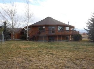 38 Marquette Dr, Cody, WY 82414