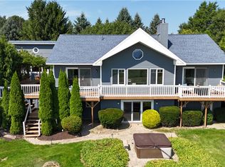 5206 Seneca Point Rd, Canandaigua, NY 14424